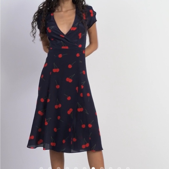 NWOT Realisation Par Teale Dress Wild Cherry - Picture 4 of 4